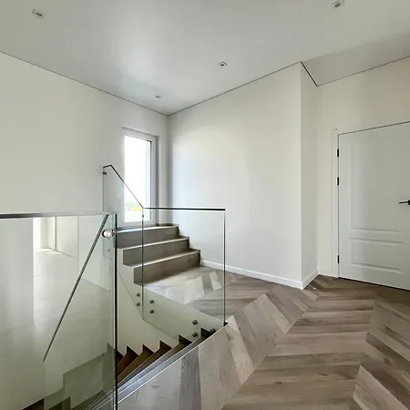 House Apartment *